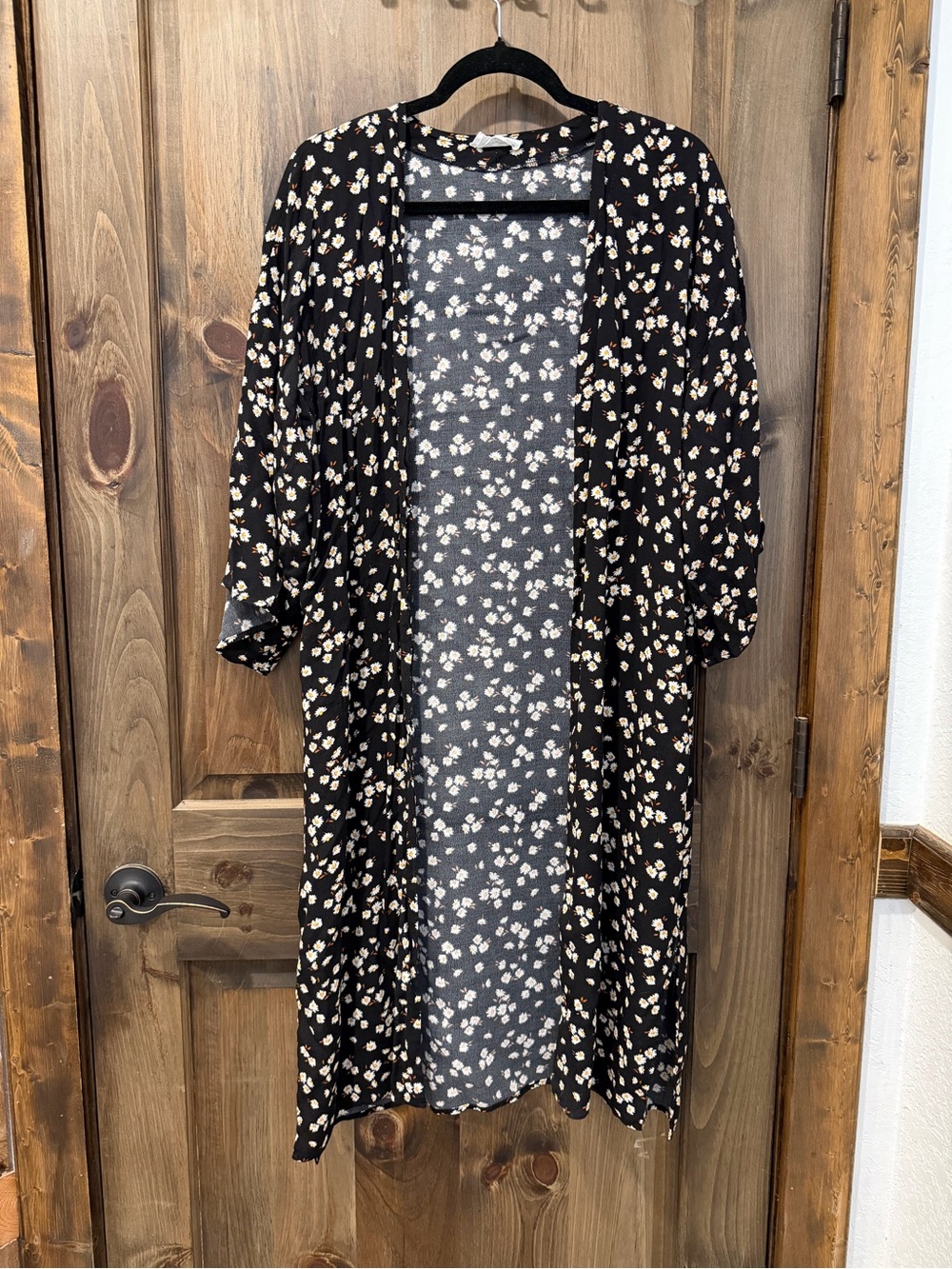 Carly Jean Los Angeles Black Floral Top with White and Yellow Daisy Print